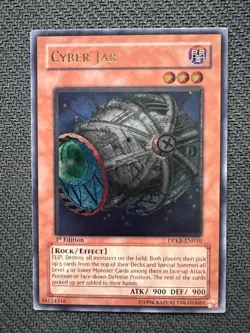 Yugioh Cyber Jar 1st Edition Ultimate Rare DPKB-EN010 LP/NM - Image 1