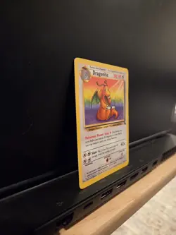 Dragonite Fossil 19/62 Rare Vintage Pokemon Card WOTC TCG - Image 3
