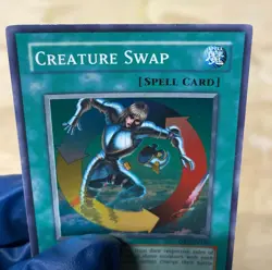 LP YuGiOh DB2-EN190 Creature Swap Super Rare - Image 2