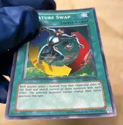 LP YuGiOh DB2-EN190 Creature Swap Super Rare - Image 4