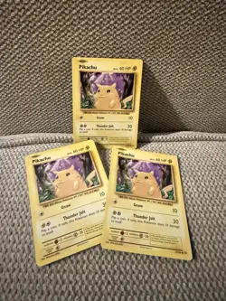 Pikachu - Evolutions XY 35/108 Pokemon TCG Card - Image 2