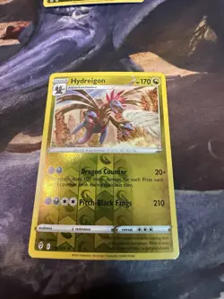 Pokemon TCG Reverse Holo Hydreigon Card 115/203 Evolving Skies Rare - Image 1