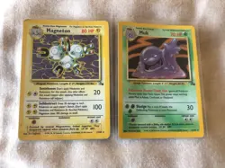 Pokemon TCG Magneton 11/62 & Muk 13/62 Holo Fossil Cards - Image 5