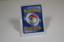 1999 Pokemon Jungle Unlimited Non-Holo Rare Card: Pidgeot (24/64) -Moderate Play - Image 2