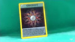 2000 Pokemon Rainbow Energy Team Rocket Special Energy Holo Rare 17/82 - Image 1