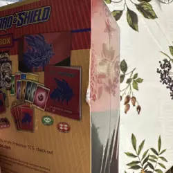Pokemon TCG: Sword & Shield Base Set ETB Elite Trainer Boxes Zacian & Zamazenta - Image 5