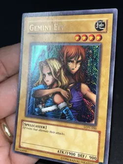 Yugioh Gemini Elf LON-000 Secret Rare Reverse Foil Error NM-Mint - Image 2