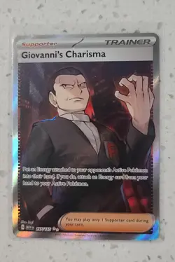 2023 POKEMON SCARLET & VIOLET 151 GIOVANI'S CHARISMA RARE 197/165🔥 - Image 1