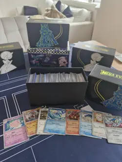 1 X Box Of Over 500 Pokemon Cards Random Inc Holos - Image 2