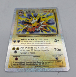 Pokemon TCG Jolteon Reverse Holo Legendary Collection Card 14/110 - Image 2
