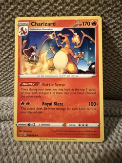 Charizard - 025/185 - Pokemon Vivid Voltage Sword & Shield Non-Holo Rare Card NM - Image 1