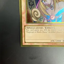 YUGIOH DARK MAGICIAN GIRL GOLD RARE PGLD-EN033 NEAR MINT - Image 2