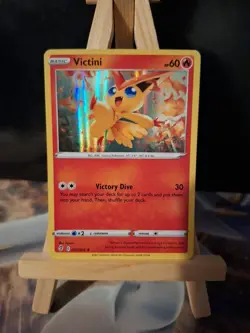 Pokemon SWSH07: Evolving Skies Holo Rare Victini #020/203 - Image 1