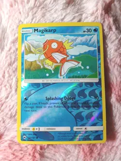 Pokemon TCG Magikarp 32/147 Common SM Burning Shadows Reverse Holo - Image 1