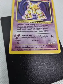 Wizards Alakazam Base Set Holo Rare 1/102 1999 Stage 2 Psychic Pokemon TCG - Image 2