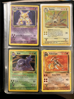 Pokemon Binder - Vintage - C/UC/Rare/Holo - 60 Cards - Varying Conditions - Image 1
