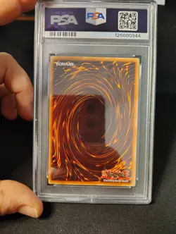 Konami Yu-Gi-Oh! B. Skull Dragon MRD-018 Metal Raiders Ultra Rare PSA 8 - Image 2