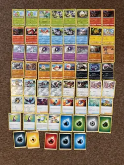 joblot Pokemon TCG - 61 Cards, Sword and Shield Base cards bundle joblot - Image 3