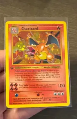 Charizard Pokemon 4/102 Set Base Carta Pokemon Rara - Image 1