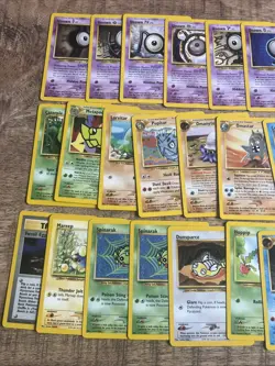 Vintage Neo Discovery Set Pokemon TCG 35 Card Uncommon/Common Lot - ALL LP-MINT - Image 1