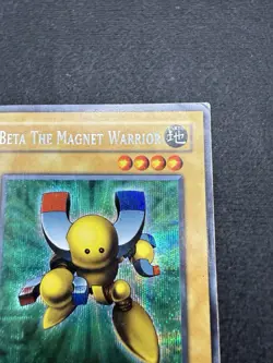 Beta the Magnet Warrior DOR-002 Unlimited HP Prismatic Secret Rare - Image 3