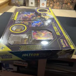 Pokemon TCG Jolteon Vmax Premium Collection Box New Sealed Evolving Skies - Image 4