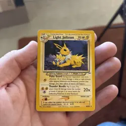 Light Jolteon 48/105 Neo Destiny Regular Vintage Pokemon TCG - Image 1