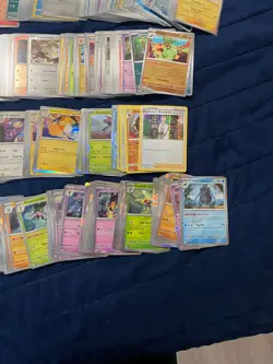 Pokemon Holo & Reverse Holo Bulk Lot 550 Cards Mixed Sets NM/LP - Image 4