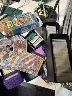 Pokemon TCG LOT Sold As-Is Bundle Mix Of Holo Full Art Etc Around 500g Of Cards - Image 2