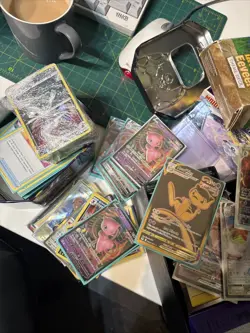 Pokemon TCG LOT Sold As-Is Bundle Mix Of Holo Full Art Etc Around 500g Of Cards - Image 3