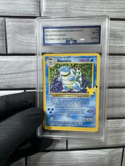 Pokemon TCG Blastoise 2/102 Celebrations Classic Collection Holo Flawless - Image 1