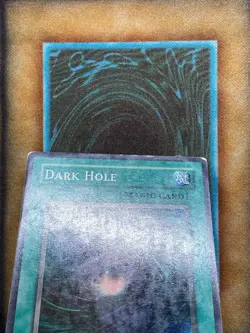 Yugioh Dark Hole LOB-052 Super Rare 1st Ed GLOSSY PRINT HP - Image 2
