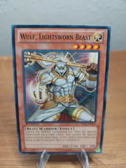 WULF, LIGHTSWORN BEAST SDLI-EN010 1st EDITION YUGIOH TCG LP - Image 1