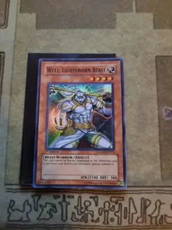 YUGIOH WULF LIGHTSWORN BEAST LODT-EN023 SUPER 1ST ED NM 1996 - Image 2