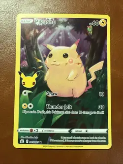 POKEMON FULL ART PIKACHU 005/025 RARE CELEBRATIONS 2021 LP-NM + ARCEUS SLEEVE - Image 1