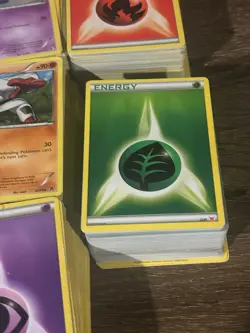 Lot of Common/Unc Pokemon Cards (Black/White-Sword/Shield) 2600+ C/UC/Energy - Image 4