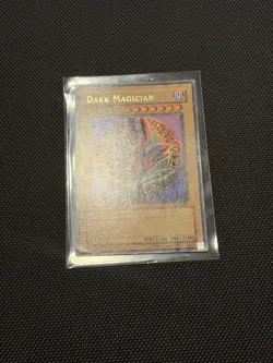 Yugioh - GLOSSY - Dark Magician LOB-005 Ultra Rare 💎 - Image 5