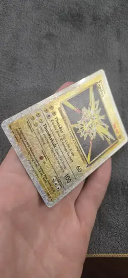 Zapdos 19/110 Legendary Collection 2002 Reverse Holo Pokemon Card TCG - Image 3