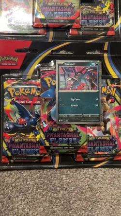 Pokemon TCG Mega Evolution Phantasmal Flames 3-Pack with Sneasel & Weavile Promo - Image 4