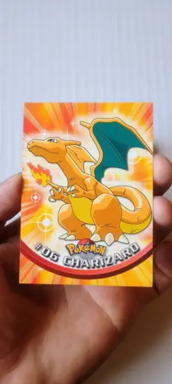 CHARIZARD #06 TOPPS Series 1 Non-Holo Green Logo Pokemon Card - Image 1