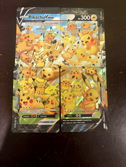 Pikachu V-Union Pokemon card - Image 1