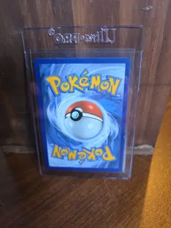 Pokemon Celebrations Mew 011/025 Holo LP - Image 3