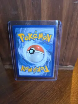 Pokemon Celebrations Mew 011/025 Holo LP - Image 2