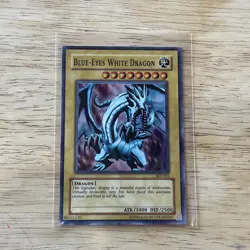 Yu-Gi-Oh TCG Blue-Eyes White Dragon SKE-001 Unlimited Super Rare Card Played HP - Image 1