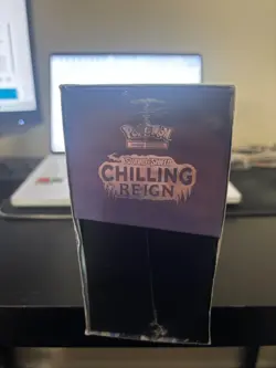 Pokemon TCG Sword & Shield Chilling Reign ETB Elite Trainer Box FACTORY SEALED 820650809712 - Image 3