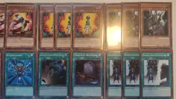 Crushbug Super-Computerbug XYZ Unterweltler Yu-Gi-Oh! Deck + Hullen / Deckbox - Image 3