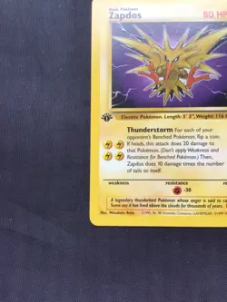 Pokemon Cards: Fossil 1st Edition Rare: Zapdos 30/62 - Image 5