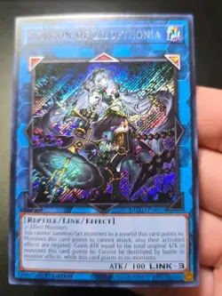 Yugioh! 1x Gorgon of Zilofthonia DUAD-EN050 - Secret Rare 1st Edition Near Mint - Image 1