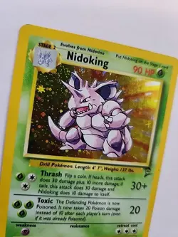 Nidoking Base Set 2 Holo Pokemon Card WOTC - Image 2