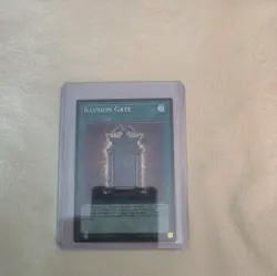 YuGiOh ~ Illusion Gate MZMU-EN023 ~ Secret Rare 1st Edition ~ Maze Of Muertos - Image 1